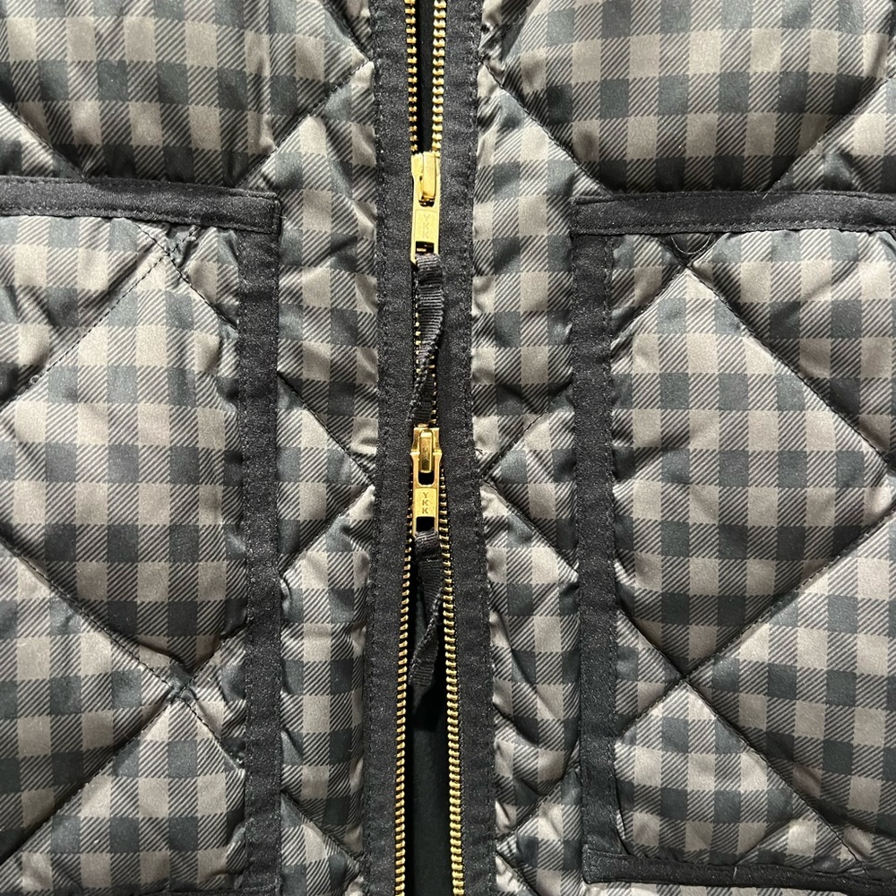 Vest - Picture 5 of 5